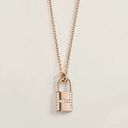 [⭐JeweliWhal]HM ADVANCED NICHE LOCK HEAD NECKLACE DIAMONDS