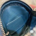 取り外し可能なCAROラウンドコインパース ディープオーシャンブルー カナージュカーフスキン