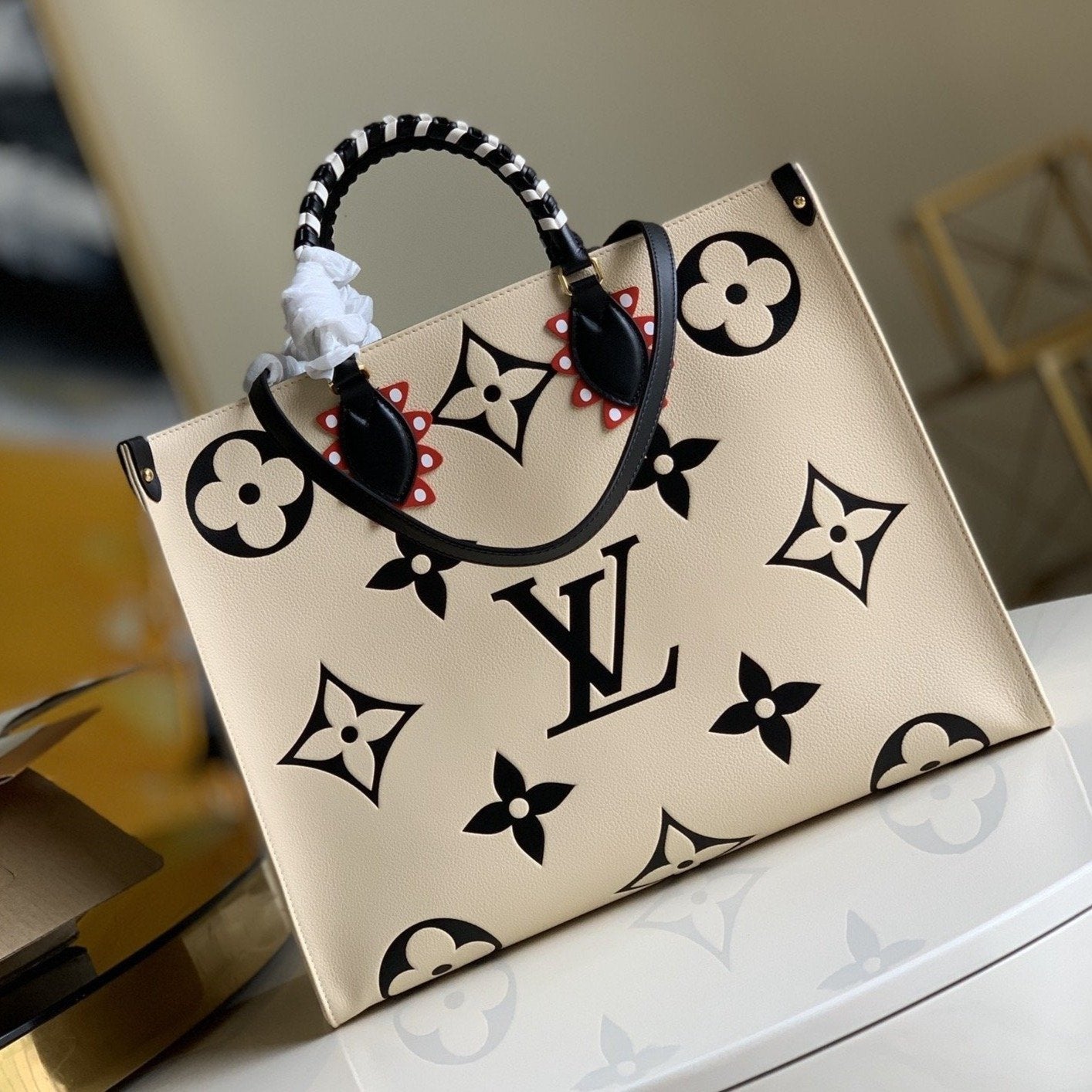 クラフティ オンザゴー GM 41 クリームブラック モノグラム ジャイアントキャンバス