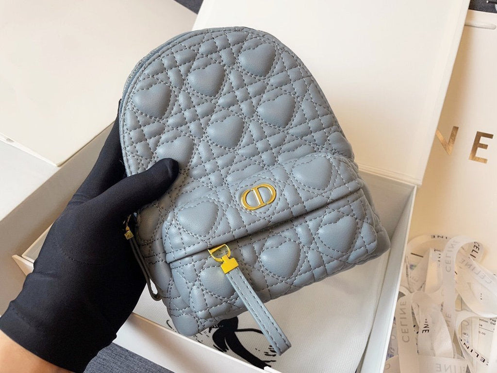 スモールバックパック クラウドブルー カナージュ ラムスキン