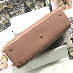 ラージ レディーバッグ 32cm ベージュ カナージュ ラムスキン