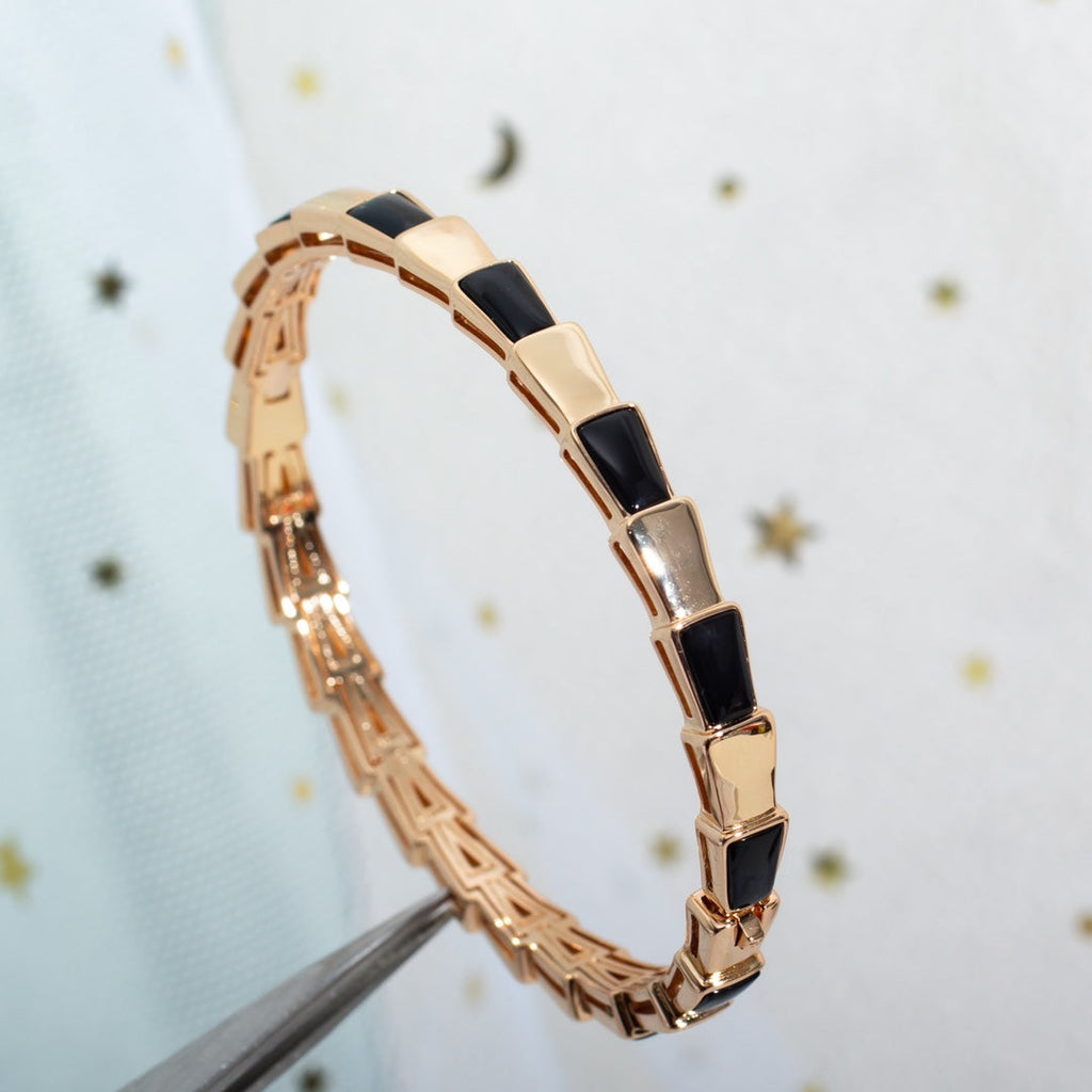 [⭐JeweliWhal]SERPENTI BRACELET PINK GOLD ONYX