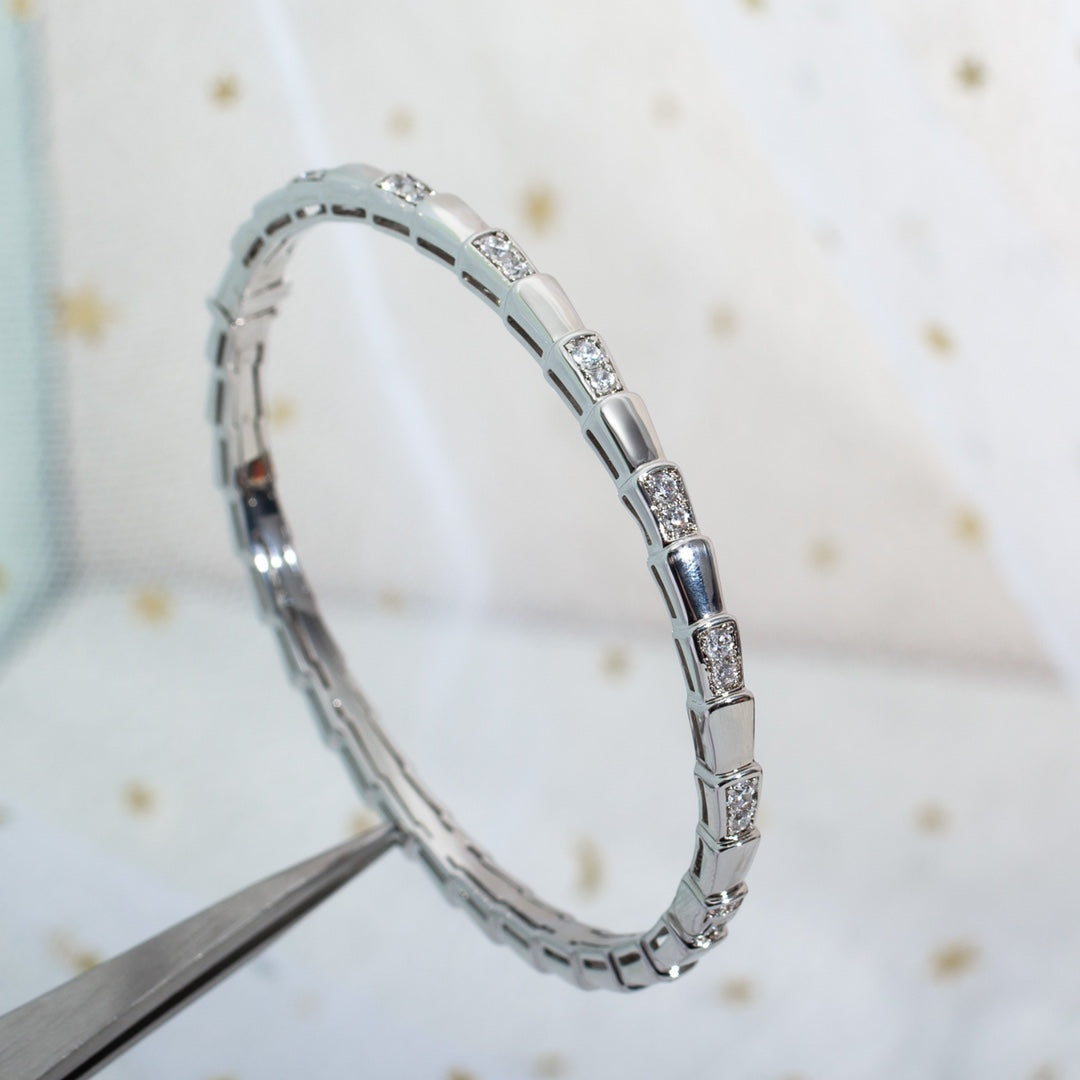 [⭐JeweliWhal]SERPENTI BRACELET SILVER DIAMOND