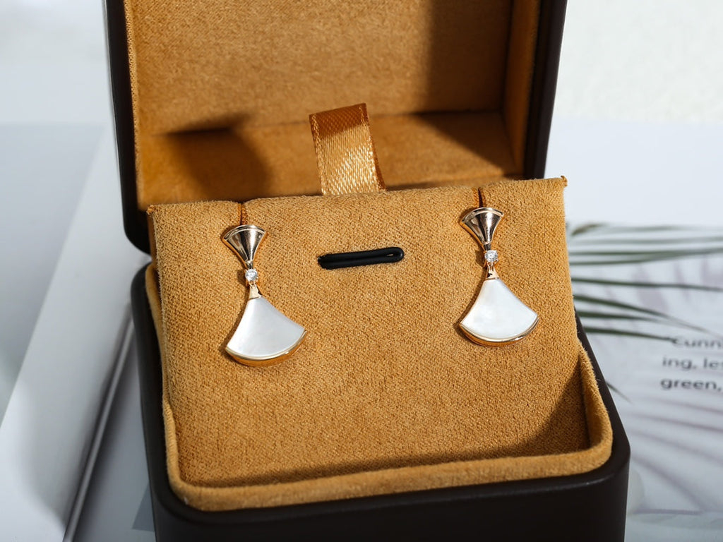 [⭐JeweliWhal]DREAM MOP PINK GOLD EARRINGS