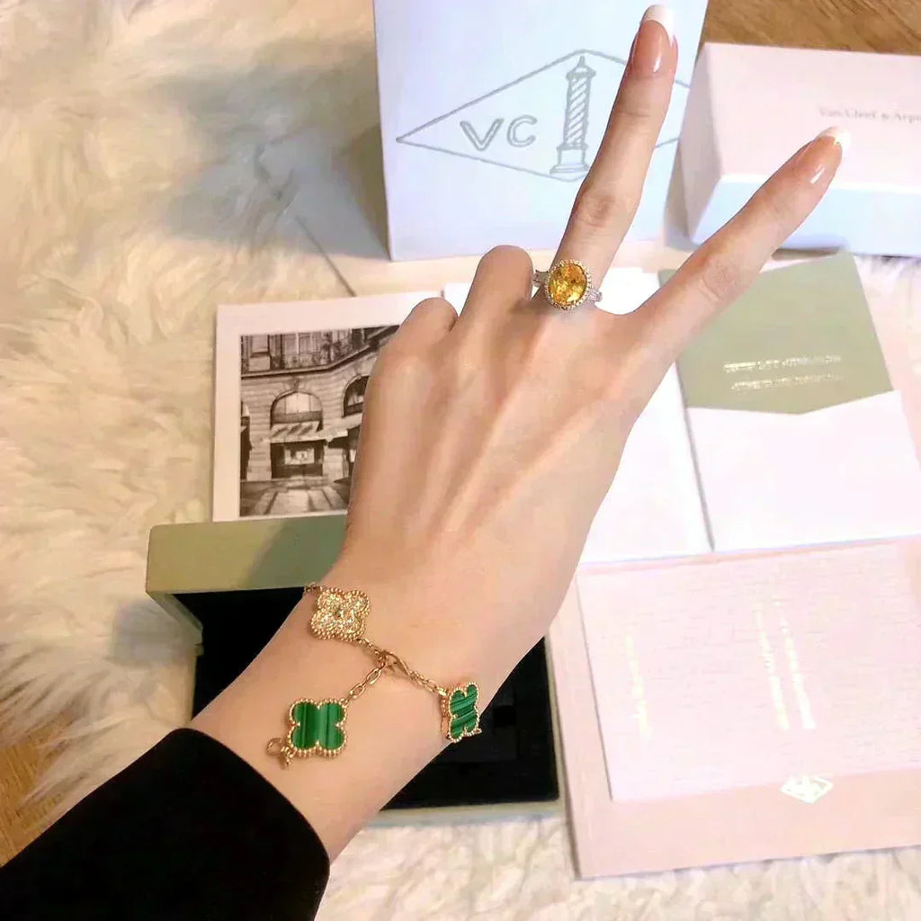 [⭐JeweliWhal] مجموعة سوار CLOVER 5 MOTIF MALACHITE