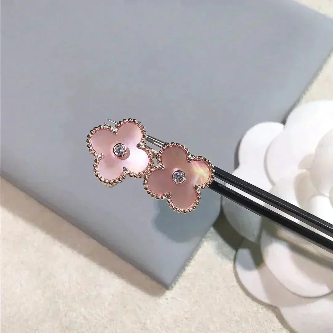 [⭐JeweliWhal]CLOVER MEDIUM 1 MOTIFS  PINK MOP DIAMOND EARRINGS