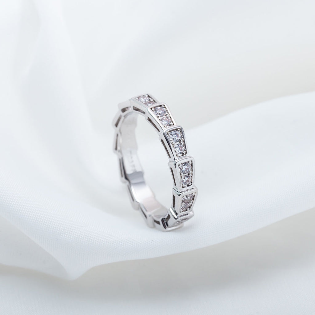 [⭐JeweliWhal]SERPENTI RING SILVER DIAMOND PAVED 3MM