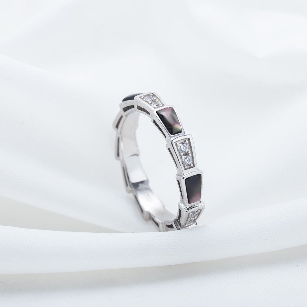 [⭐JeweliWhal]SERPENTI RING SILVER DIAMOND BLACK MOP 3MM