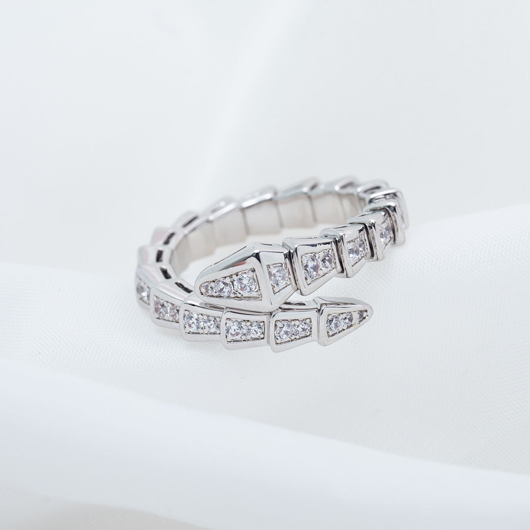[⭐JeweliWhal]خاتم SERPENTI فضة مرصع بالماس 4MM