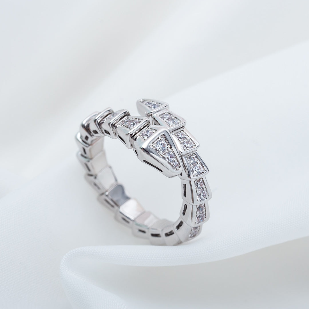 [⭐JeweliWhal]خاتم SERPENTI فضة مرصع بالماس 4MM