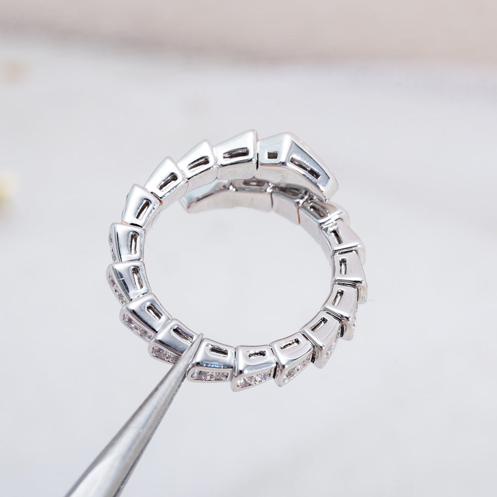 [⭐JeweliWhal]خاتم SERPENTI فضة مرصع بالماس 4MM