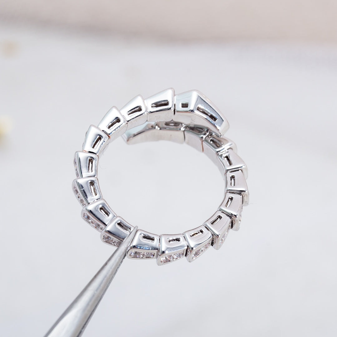 [⭐JeweliWhal]خاتم SERPENTI فضة مرصع بالماس 4MM