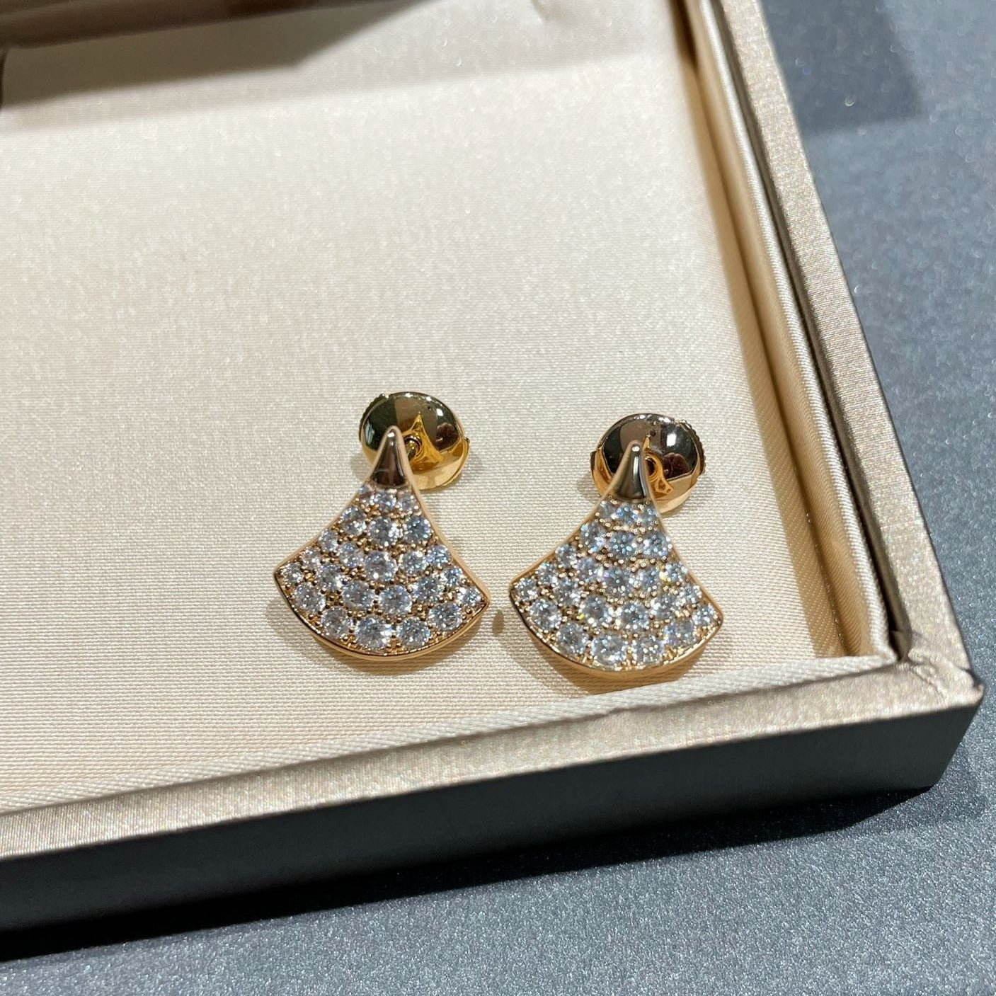 [⭐JeweliWhal]DREAM STUD EARRINGS DIAMOND