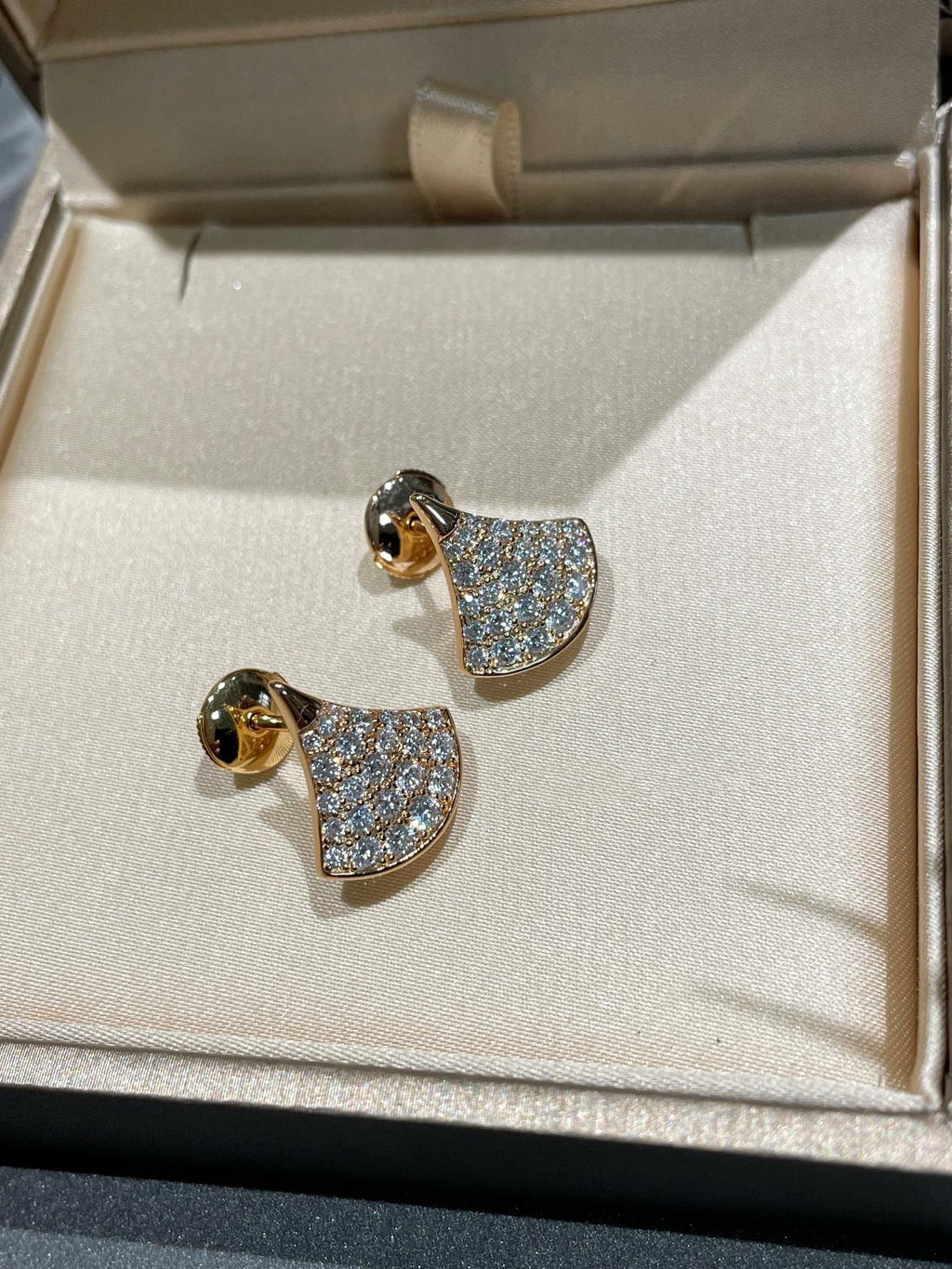 [⭐JeweliWhal]DREAM STUD EARRINGS DIAMOND