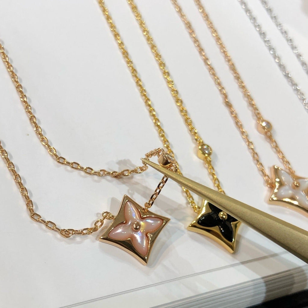 [⭐JeweliWhal]STAR BLACK MOP NECKLACE