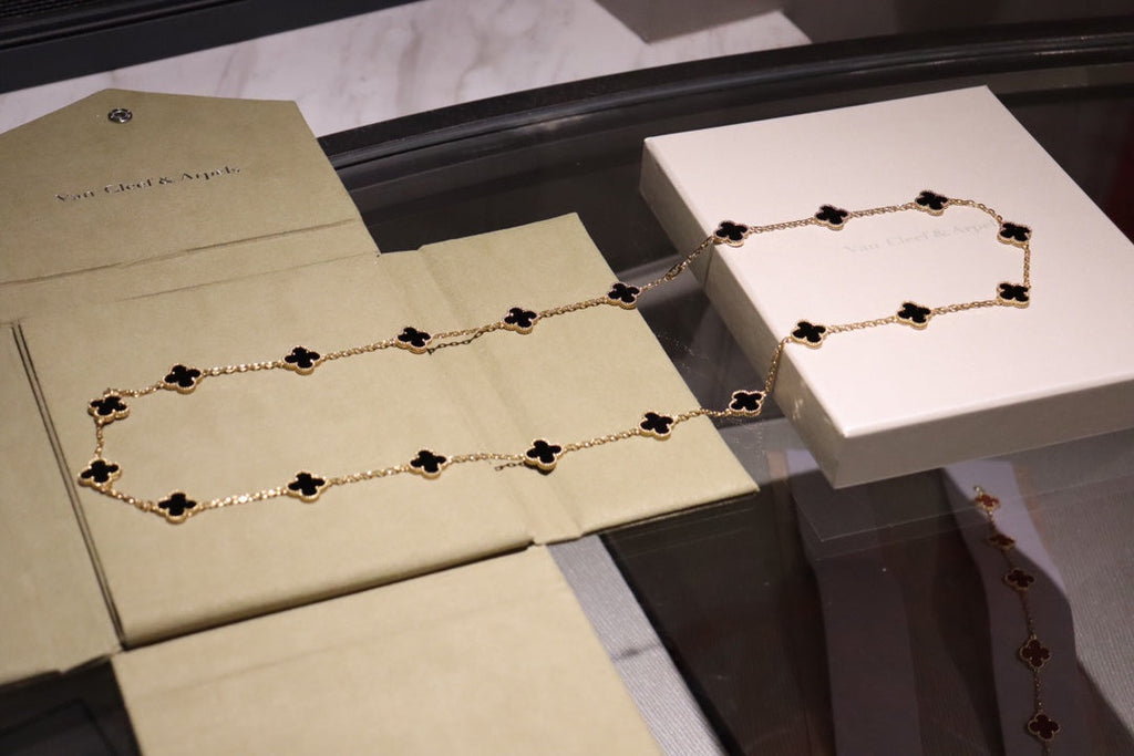 [⭐JeweliWhal]CLOVER 20 MOTIFS ONYX ROSE GOLD