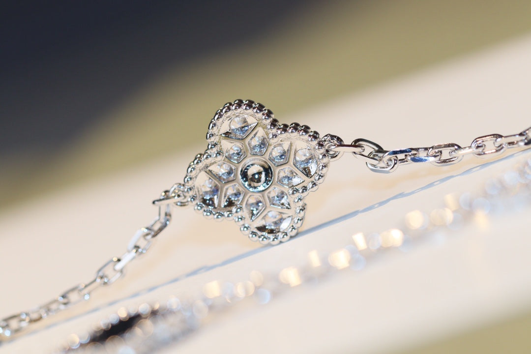 [⭐JeweliWhal]クローバー 20モチーフ オニキス ダイヤモンド シルバー