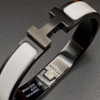 [⭐JeweliWhal]H BRACELET 12MM BLACK WHITE CERAMIC