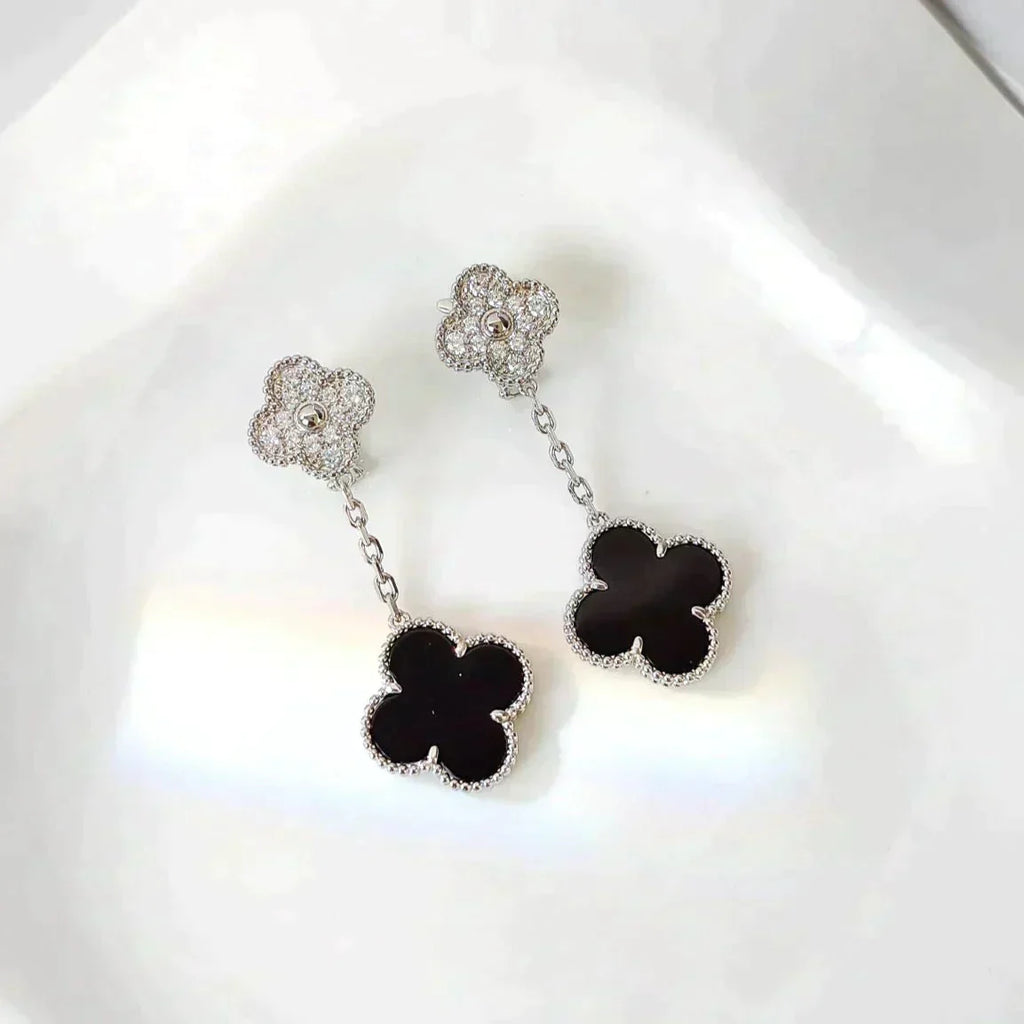 [⭐JeweliWhal]CLOVER 2 MOTIFS  DIAMOND ONYX EARRINGS SILVER