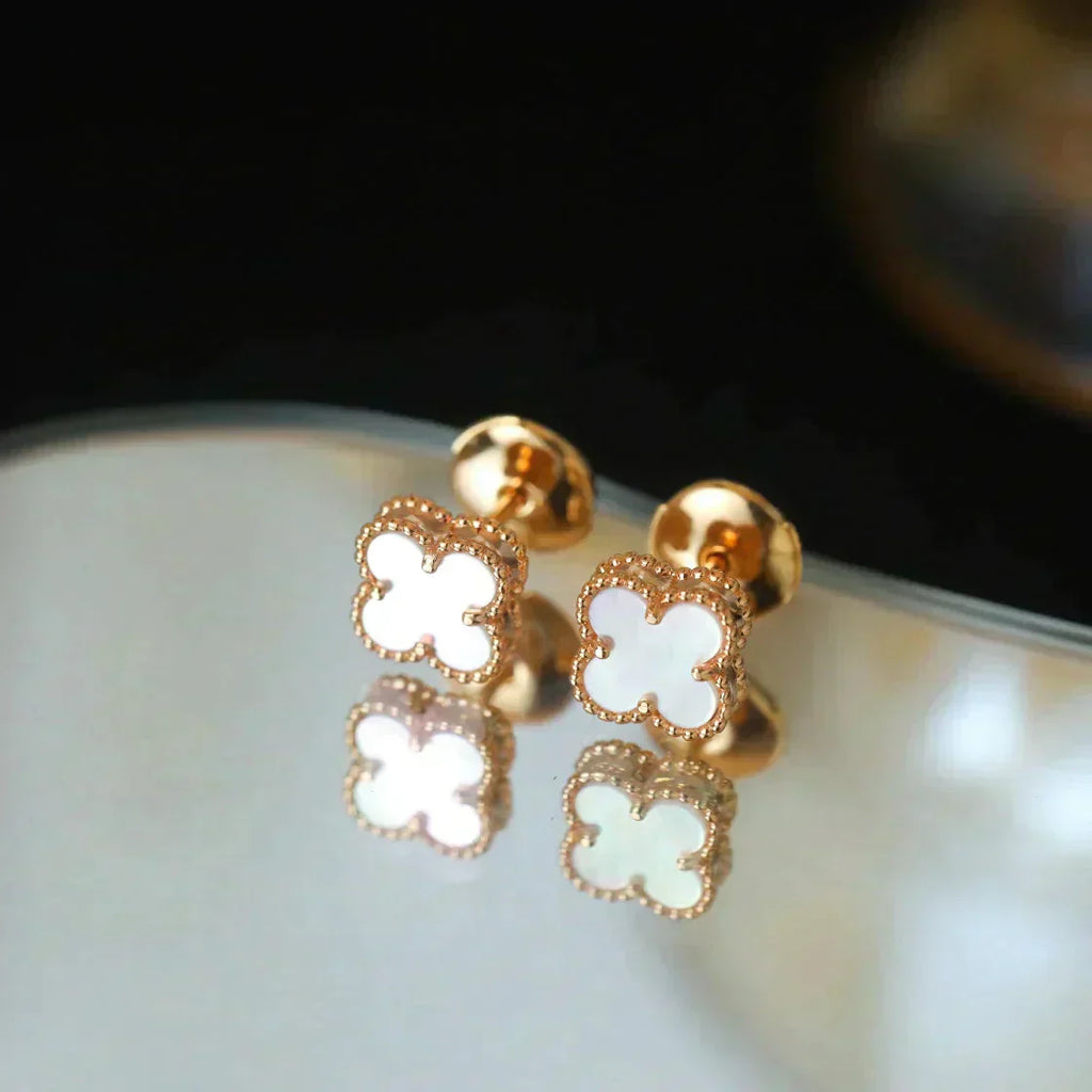 [⭐JeweliWhal]CLOVER MINI 9.5MM WHITE MOP EARRINGS