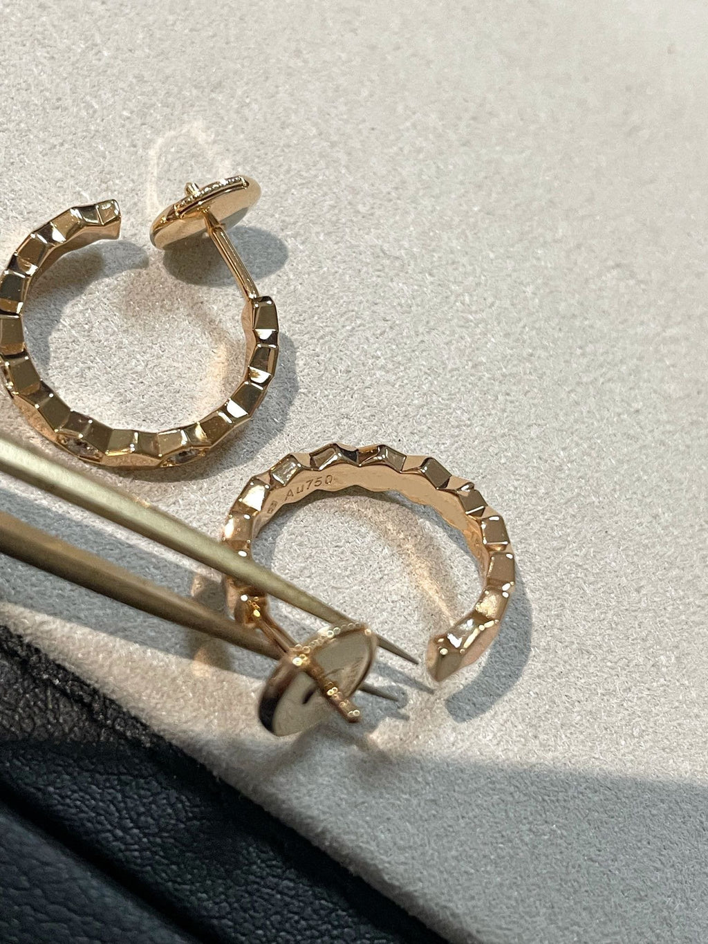 [⭐JeweliWhal]中空デザインの四つ葉のクローバーフラワーシェイプリング