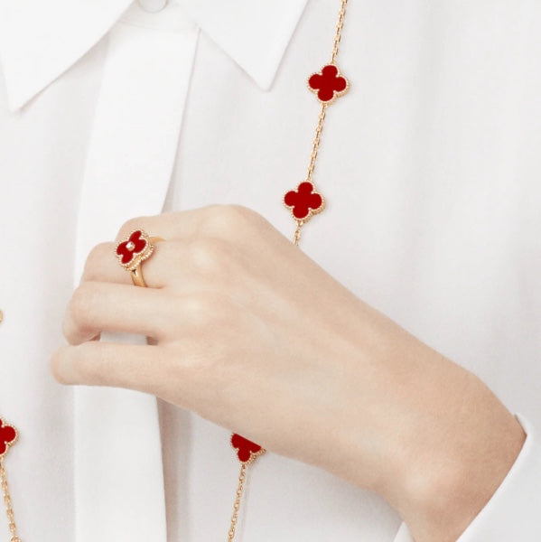 [⭐JeweliWhal]CLOVER CARNELIAN RING ROSE GOLD DIAMOND