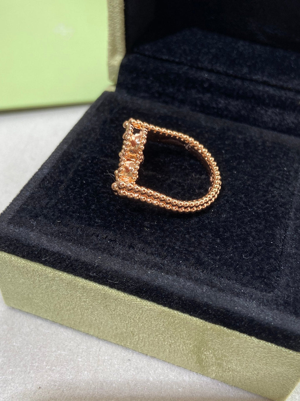 [⭐JeweliWhal]CLOVER RIVERSIBLE ROSE GOLD RING