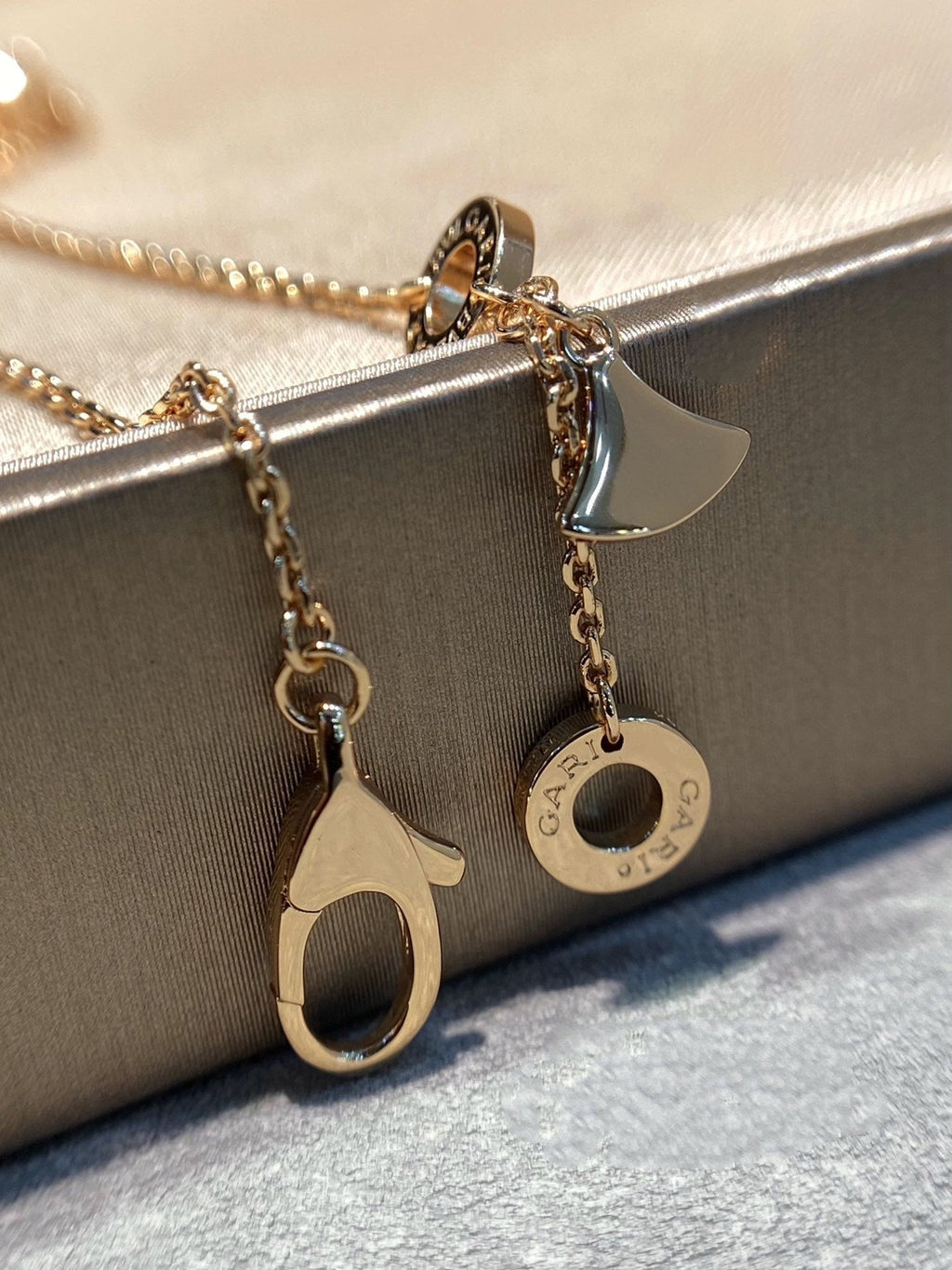 [⭐JeweliWhal]DREAM MOP DIAMOND PAVED PINK GOLD NECKLACE