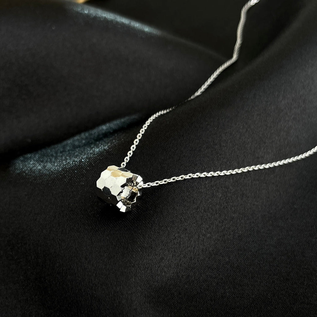 [⭐JeweliWhal]BEE MINI NECKLACE