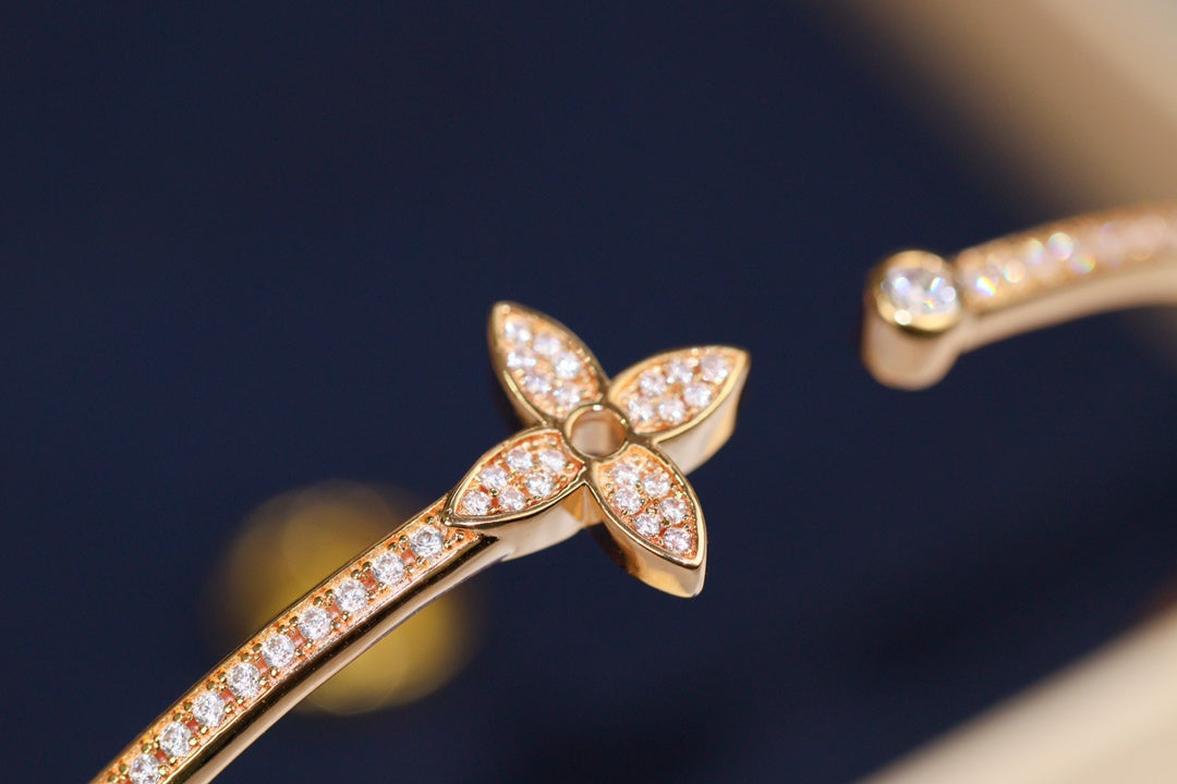 [⭐JeweliWhal]IDYLLE PINK GOLD OPEN BRACELET DIAMOND PAVED