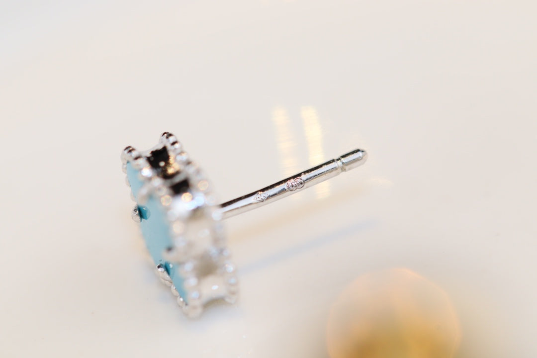 [⭐JeweliWhal]CLOVER MINI TURQUOISE SILVER STUD EARRINGS