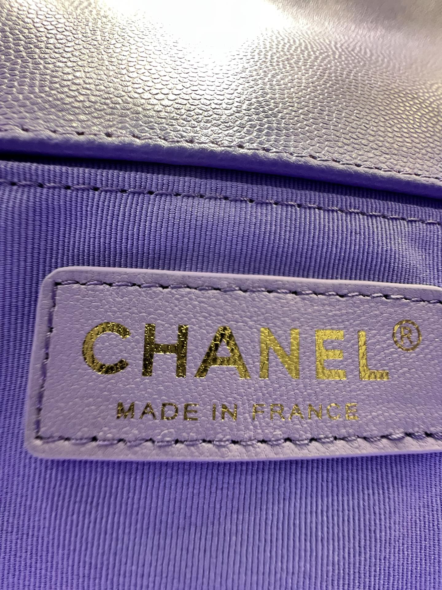 ボーイズバッグ ミディアム 25 パープルキャビア ゴールド金具