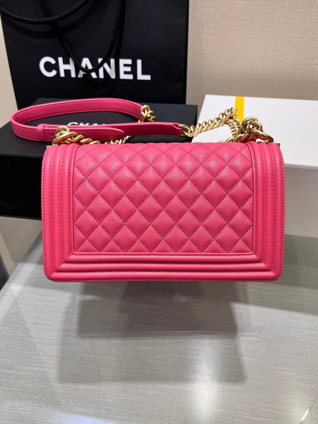 ボーイズバッグ ミディアム 25 レッドキャビア ゴールド金具