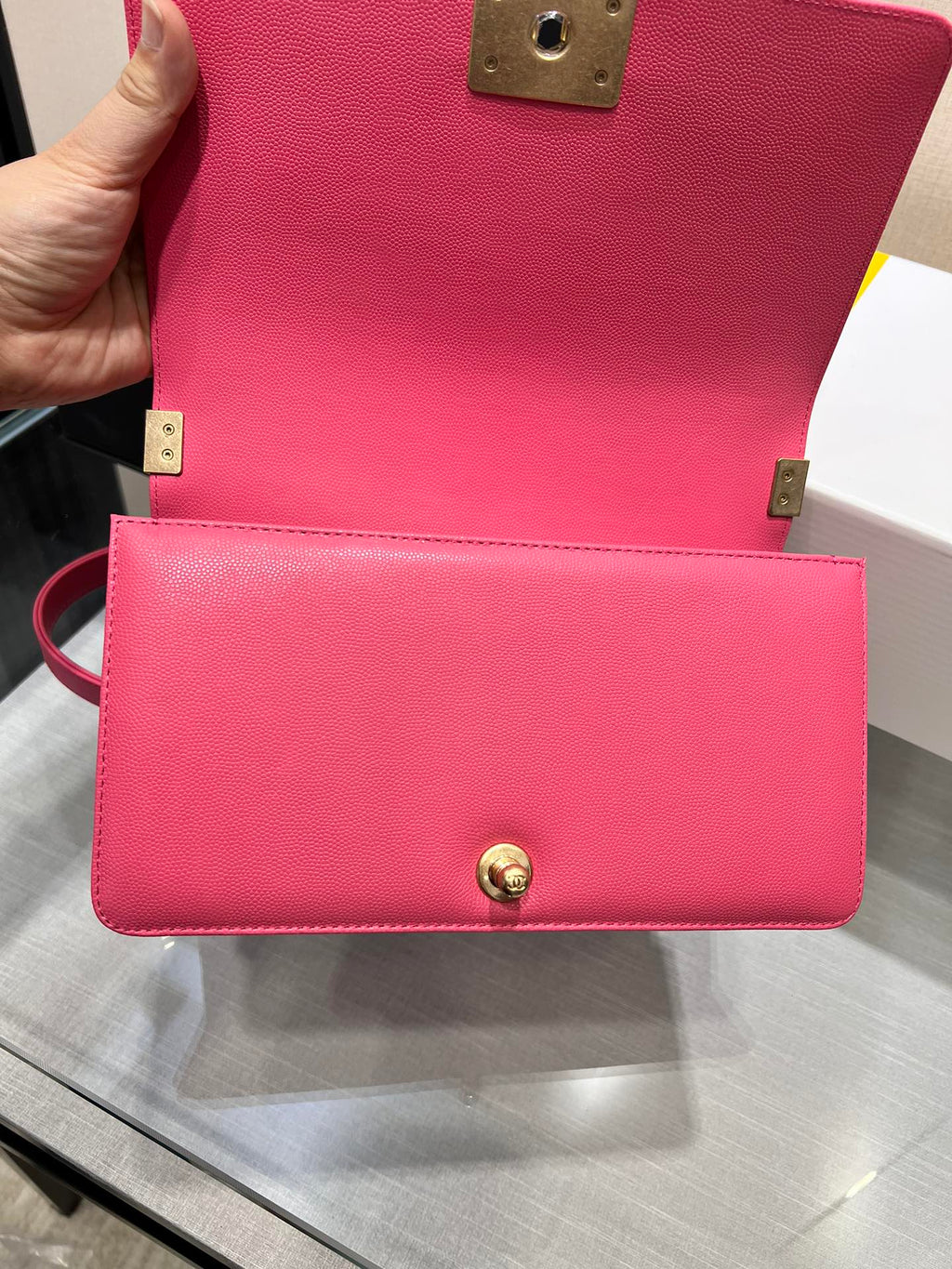 ボーイズバッグ ミディアム 25 レッドキャビア ゴールド金具