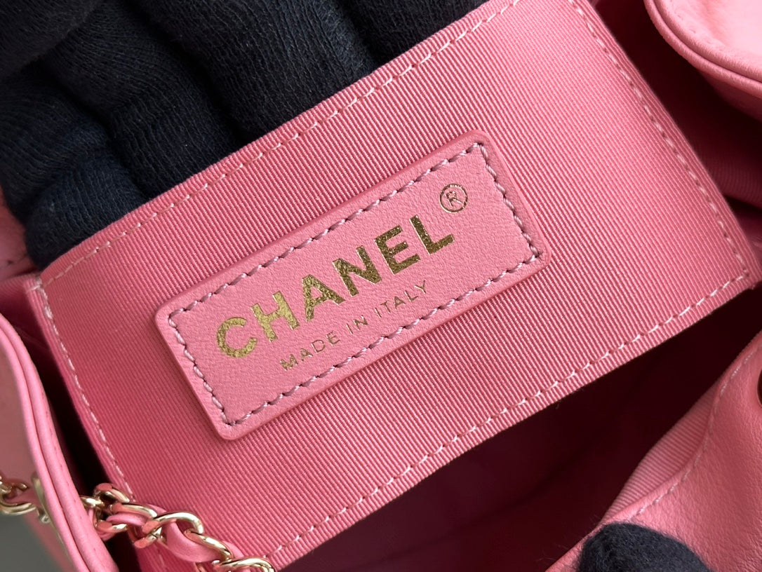 スモールバックパック 20.5 ピンク ラムスキン