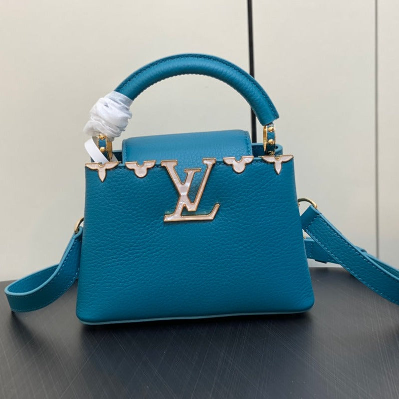 カプシーヌ ミニ 21 ブルー トリヨン ゴールド ハードウェア