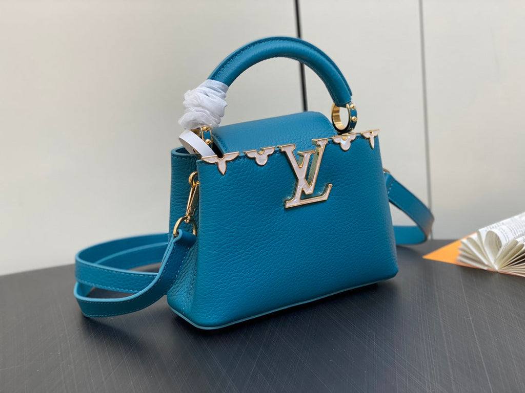 カプシーヌ ミニ 21 ブルー トリヨン ゴールド ハードウェア