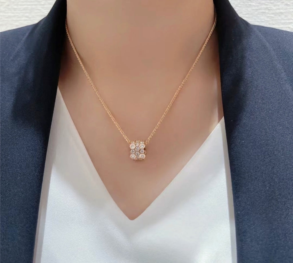 [⭐JeweliWhal]BEE LOVE DIAMOND PAVED 3 ROW NECKLACE
