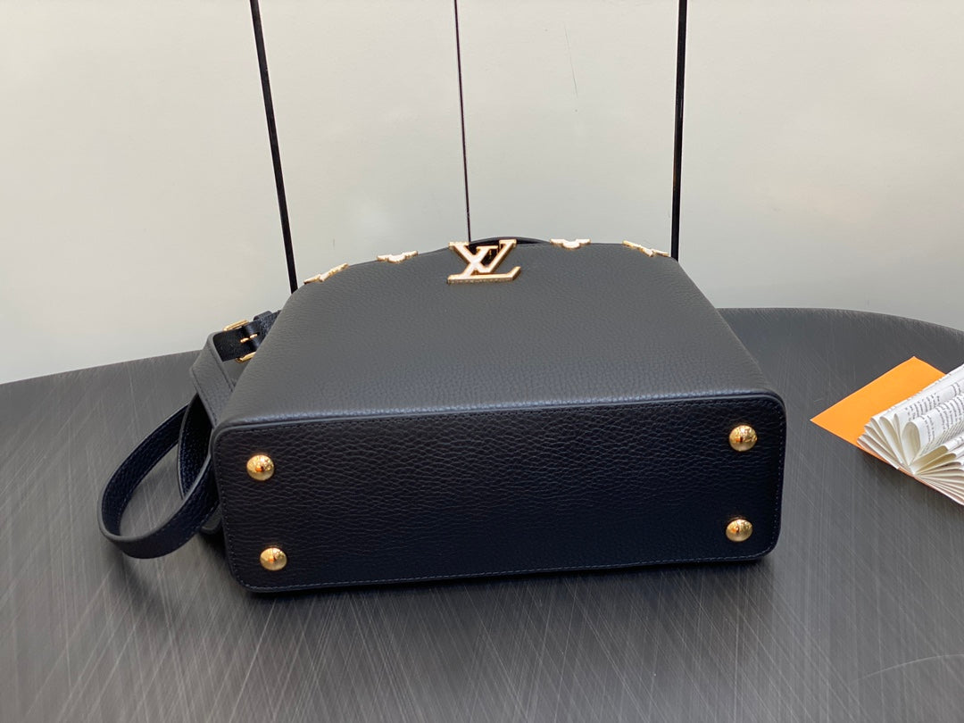 カプシーヌ MM 31 ブラック トリヨン ゴールドハードウェア