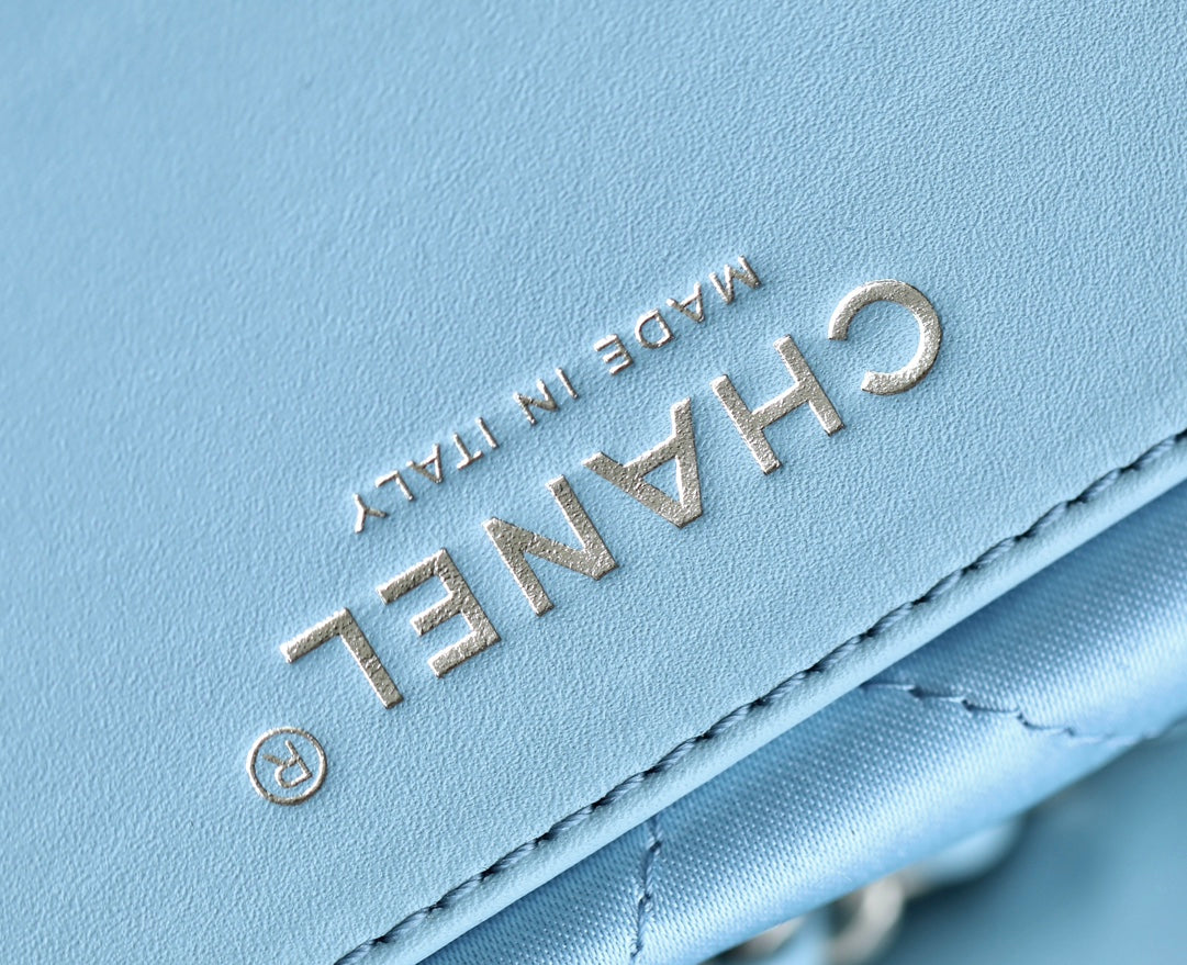 CC 22 アンティバ ホーボーバッグ クラウドブルー 20cm 