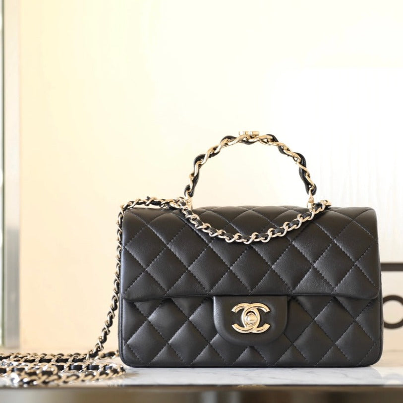 フラップバッグ 23 ブラック ラムスキン ゴールドハードウェア トップハンド