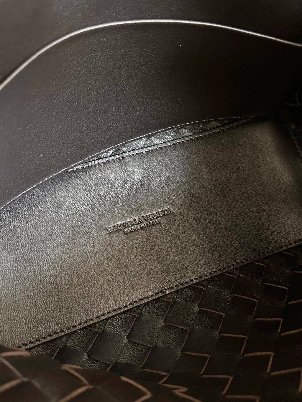 BV スモール アンダモ 25cm ブラック ラムスキン