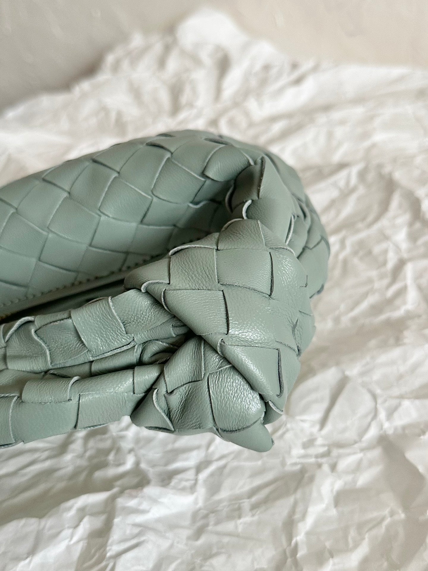 BV ミニ ジョディ 28cm グレー ラムスキンレザー