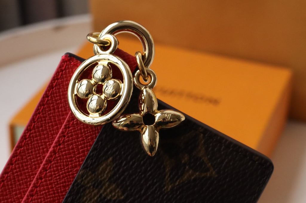 チャームカードホルダー ブラウンレッド モノグラムキャンバス