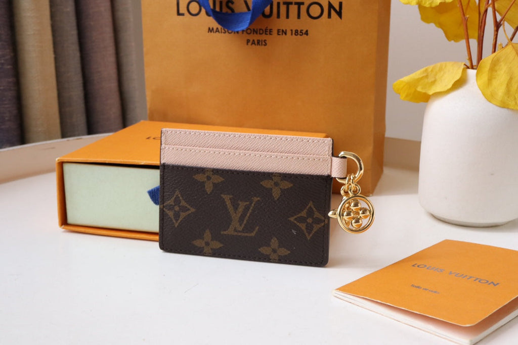 チャームカードホルダー ブラウン ピンク モノグラム キャンバス