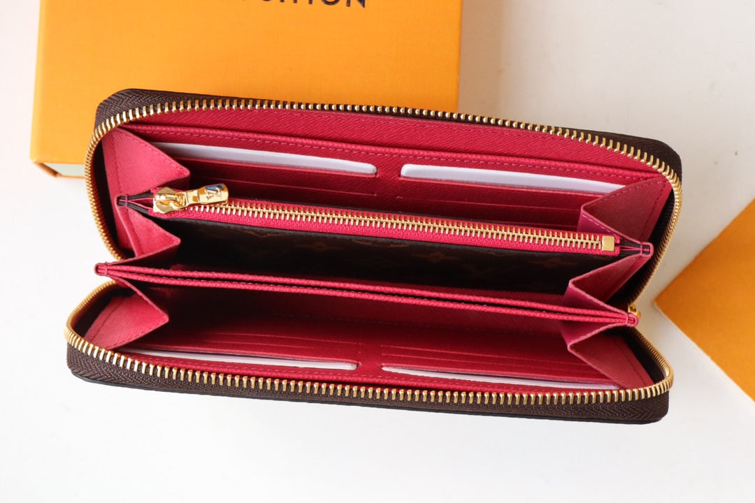 ヴィヴィアン ジッピーウォレット 9.5 モノグラムキャンバス