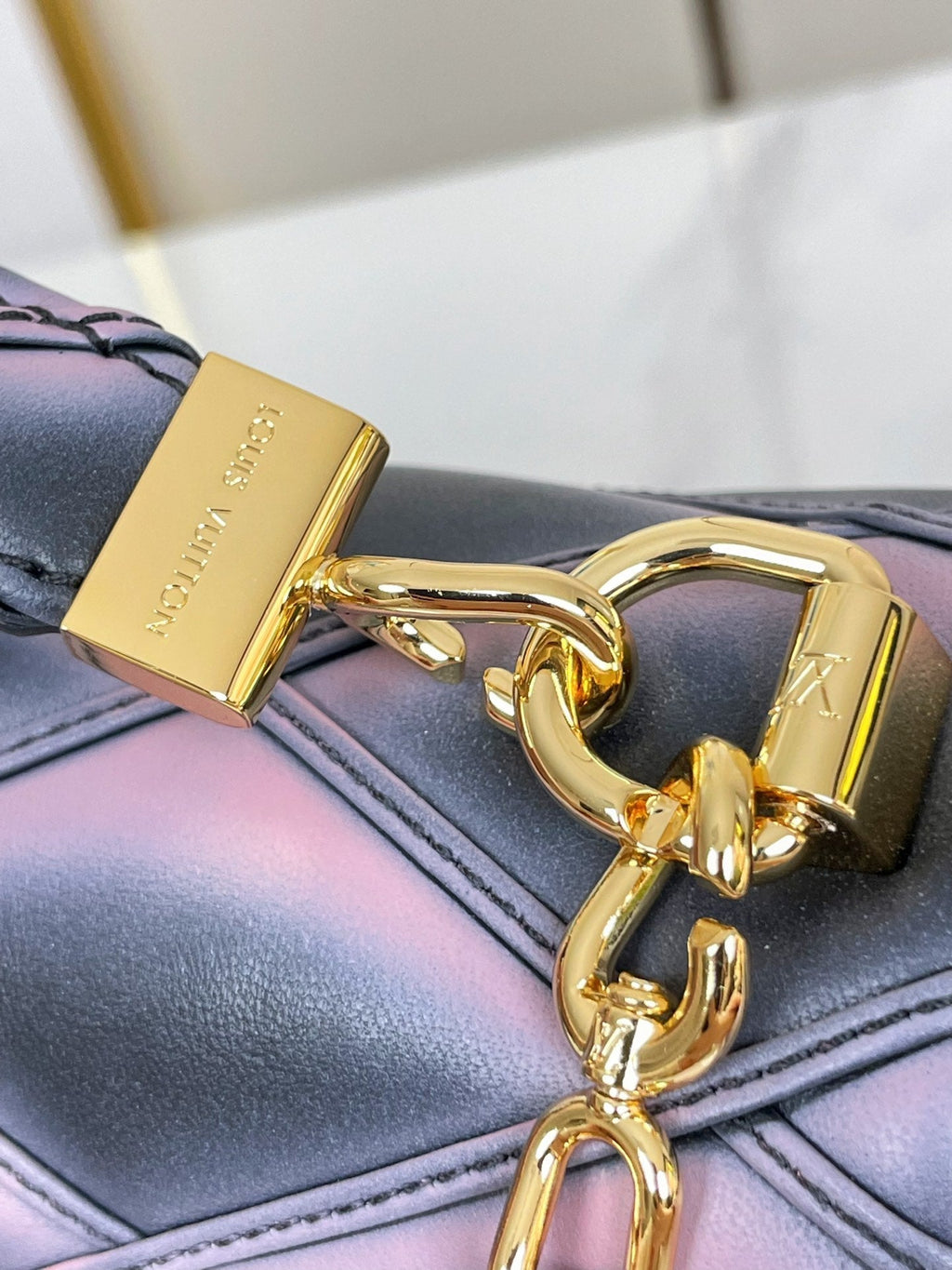 GO-14 MM 23 ブラックピンク