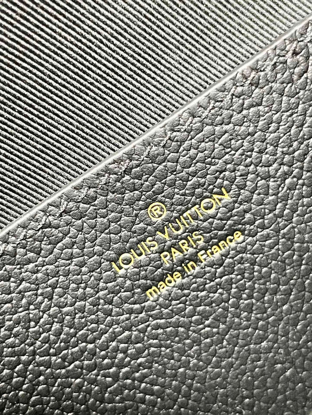 WOC 22 メティス ブラック モノグラム エンプラント