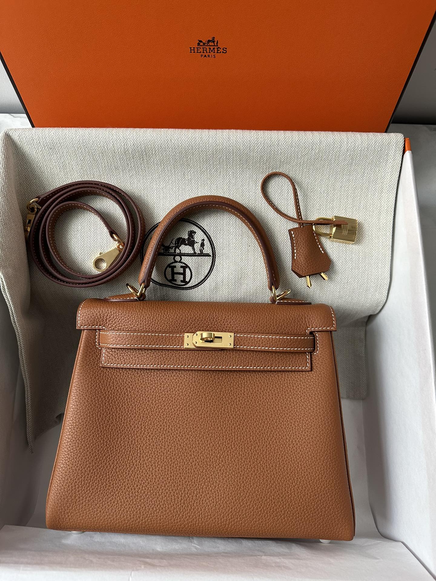 HM ケリー 25cm ゴールド トーゴ ゴールド金具