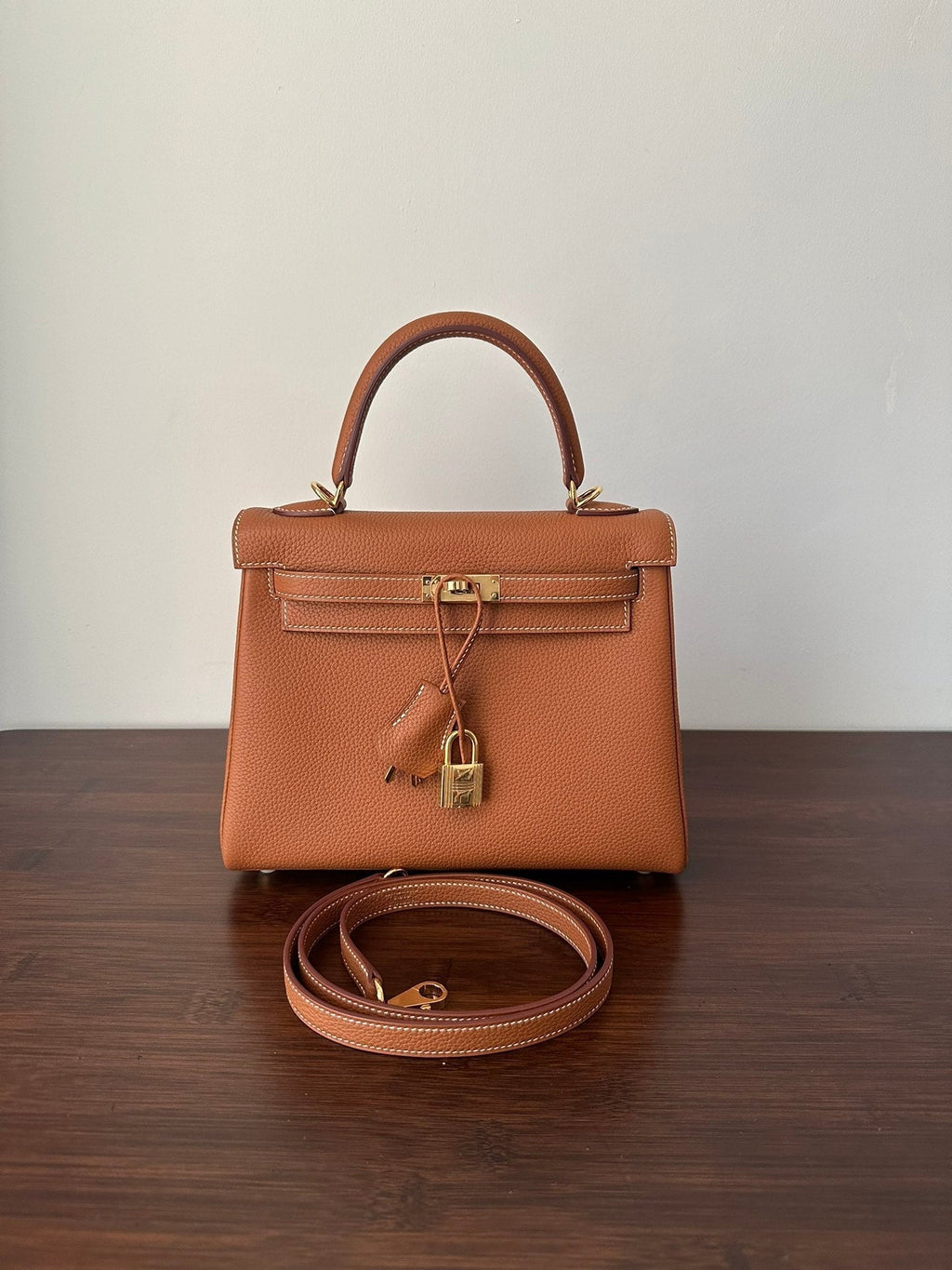 HM ケリー 25cm ゴールド トーゴ ゴールド金具